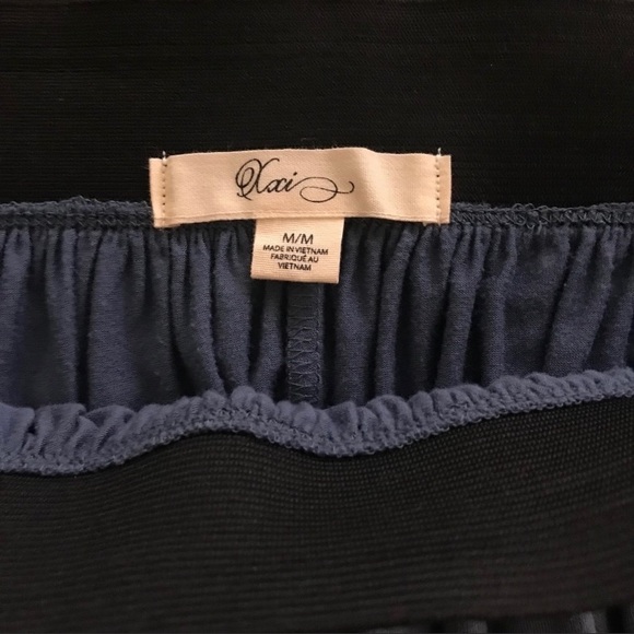 NWOT Forever 21 blue skirt - Picture 2 of 2